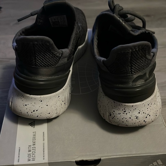 Adidas Men's Kaptir 2.0 Gray Cloudfoam Running Shoe
Size 8 - Picture 8 of 14